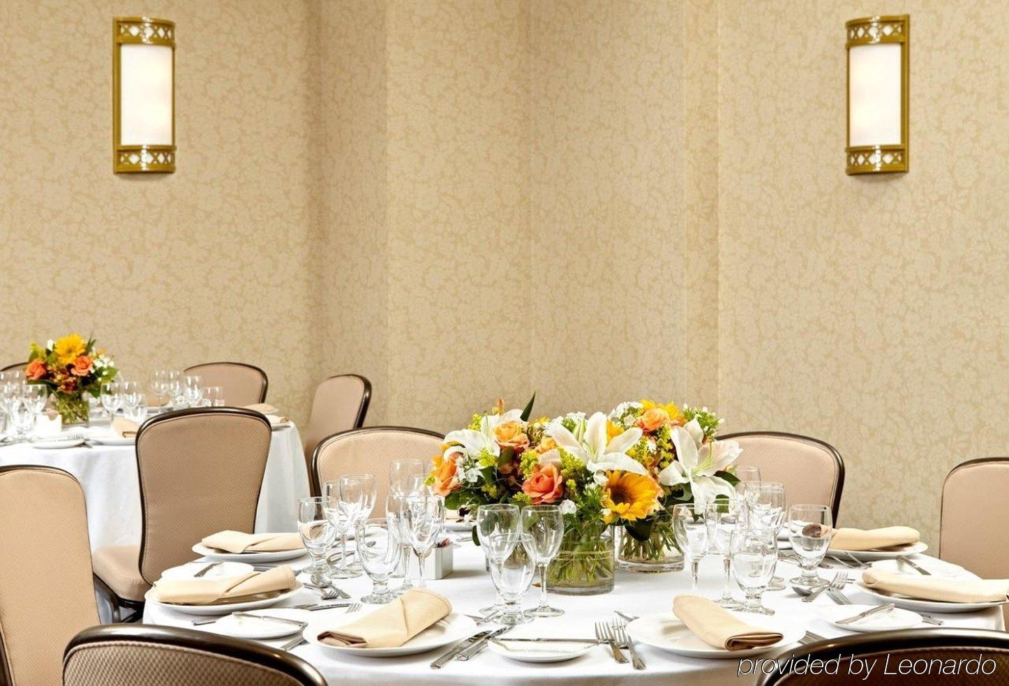 Courtyard By Marriott Philadelphia City Avenue Restaurant photo